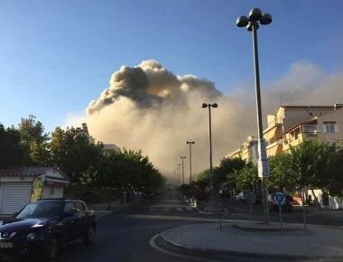 Μεγάλη πυρκαγιά σε εξέλιξη στο Πανεπιστήμιο Κρήτης - Καλά στην υγεία τους οι φοιτητές (upd)